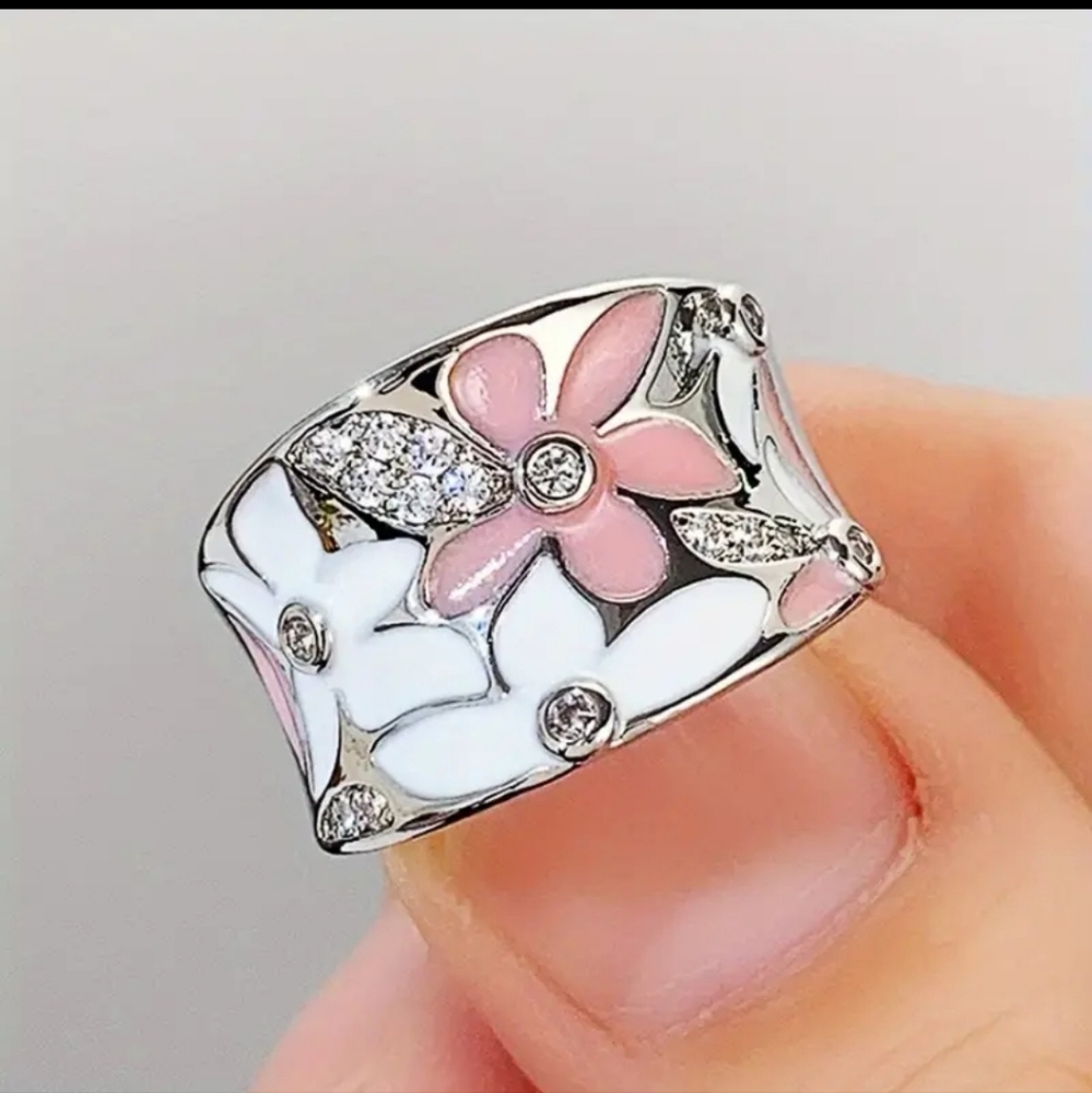 ENAMEL DAISY Floral🌼 & Zircon Wide Band Ring - Picture 7 of 7